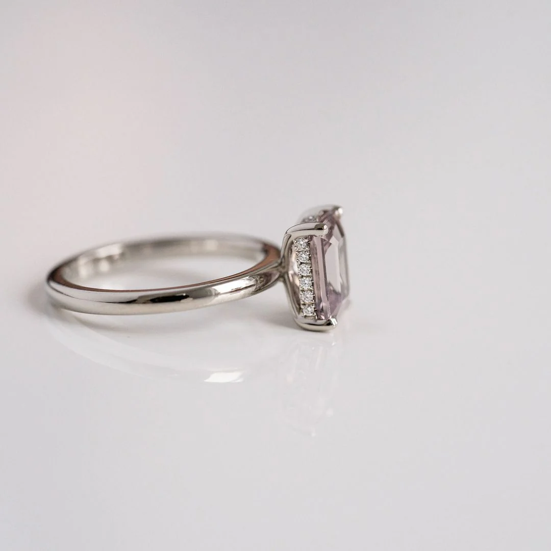 Emerald Cut Grey-Light Purple Sapphire With Diamond Collar - Image 4