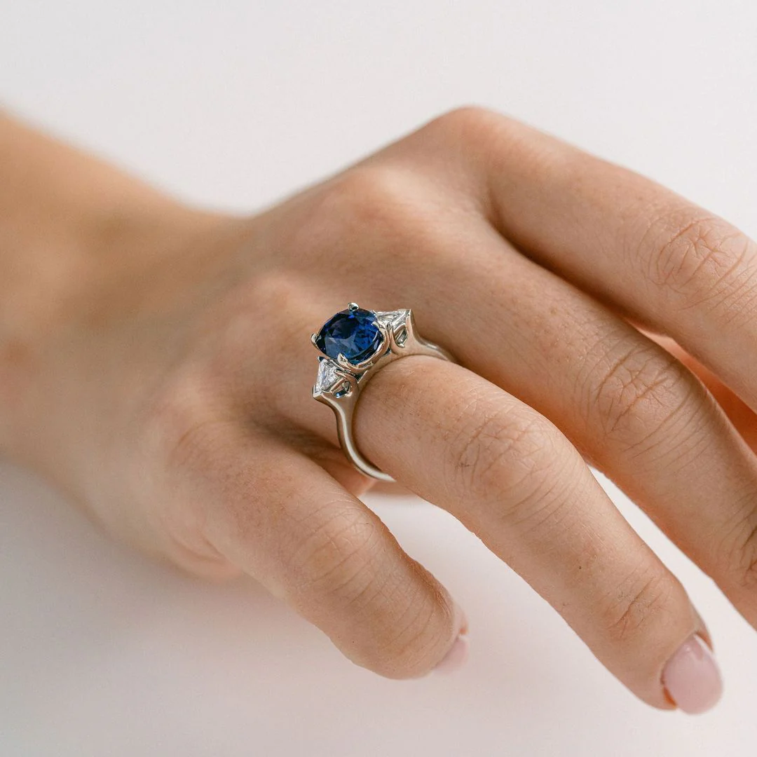 Oval Blue Sapphire With Shield Shape Diamond Accents - Image 6