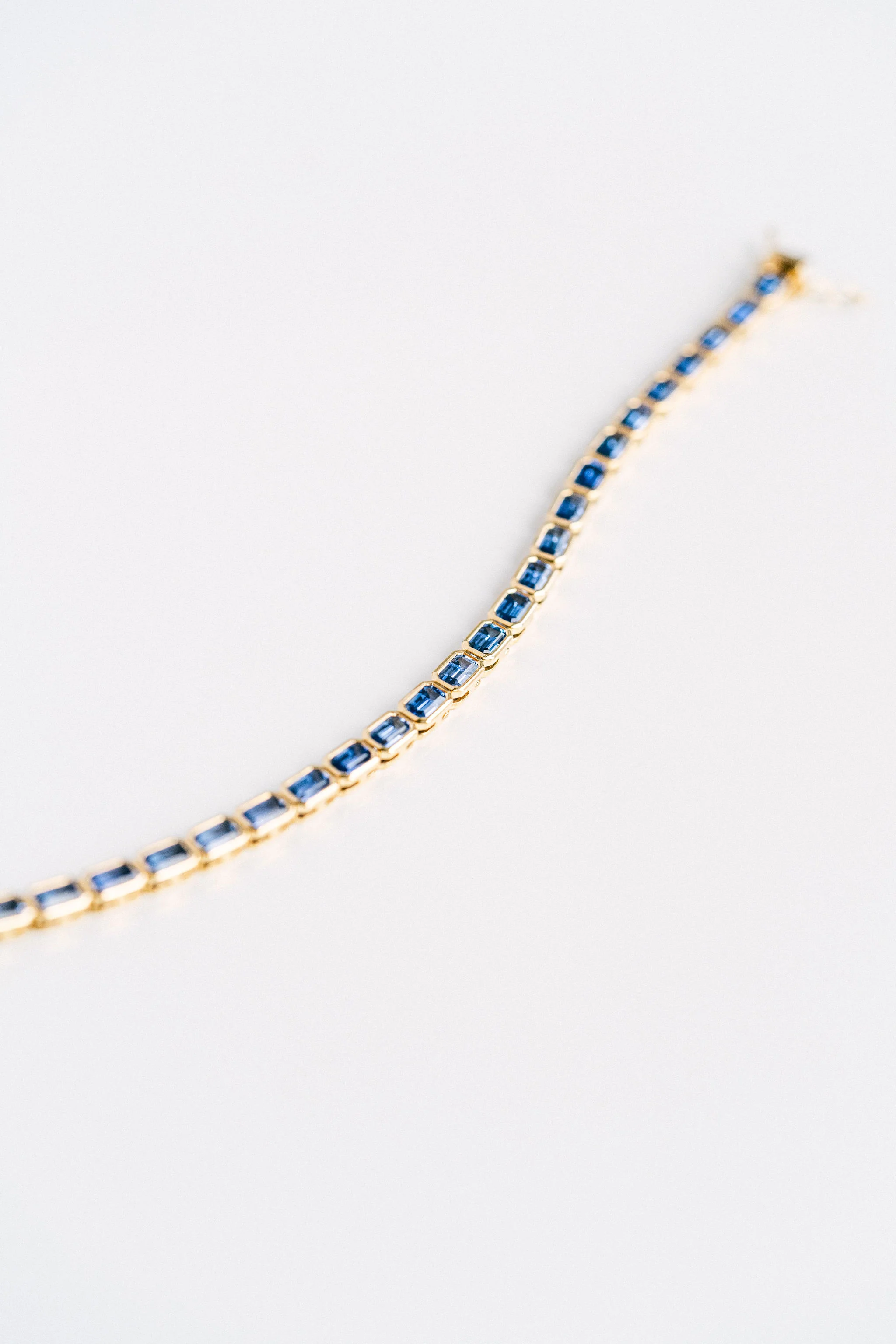 Emerald Cut Blue Sapphire East-West Bezel Tennis Bracelet - Image 4