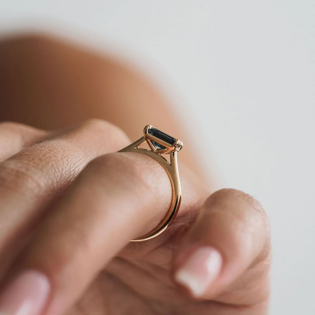 Emerald Cut East-West Blue Green Sapphire Dominion - Image 5