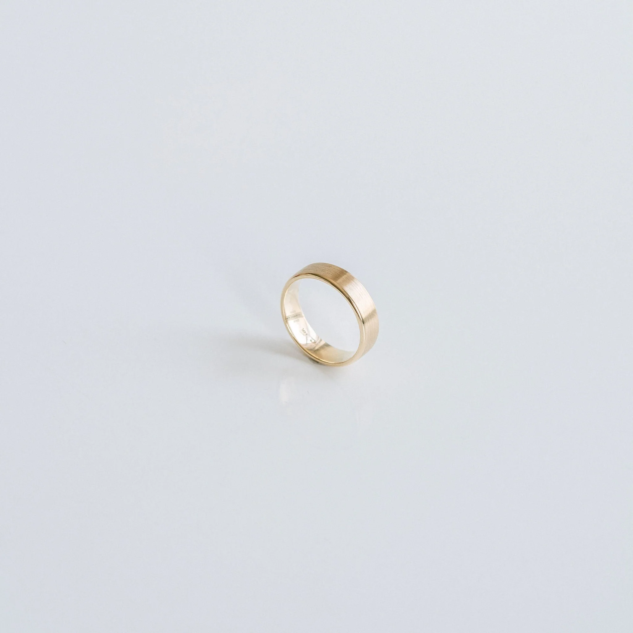 Flat Brushed Mens Band With Round Edge - Image 7