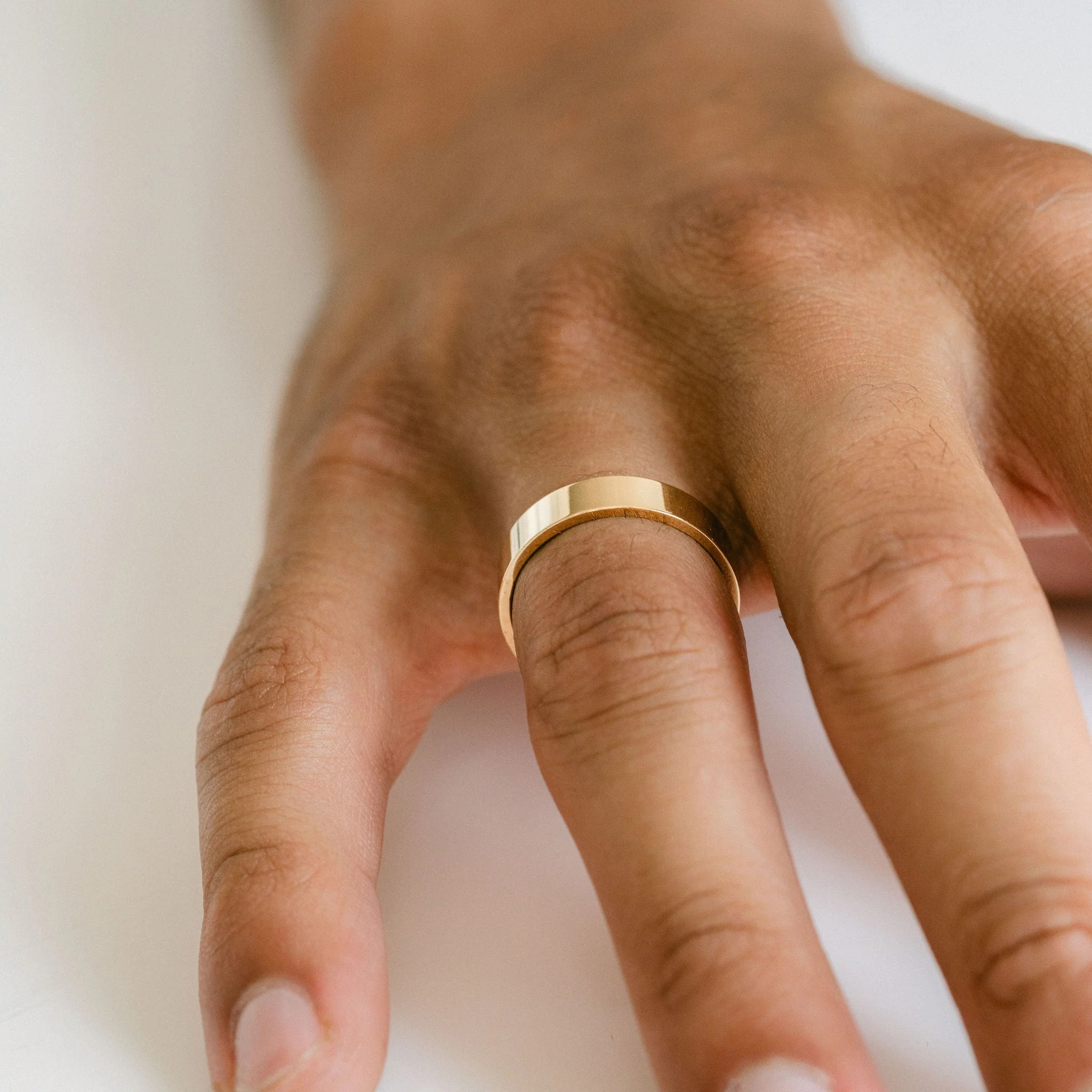 Flat Polished Mens Band - Image 5