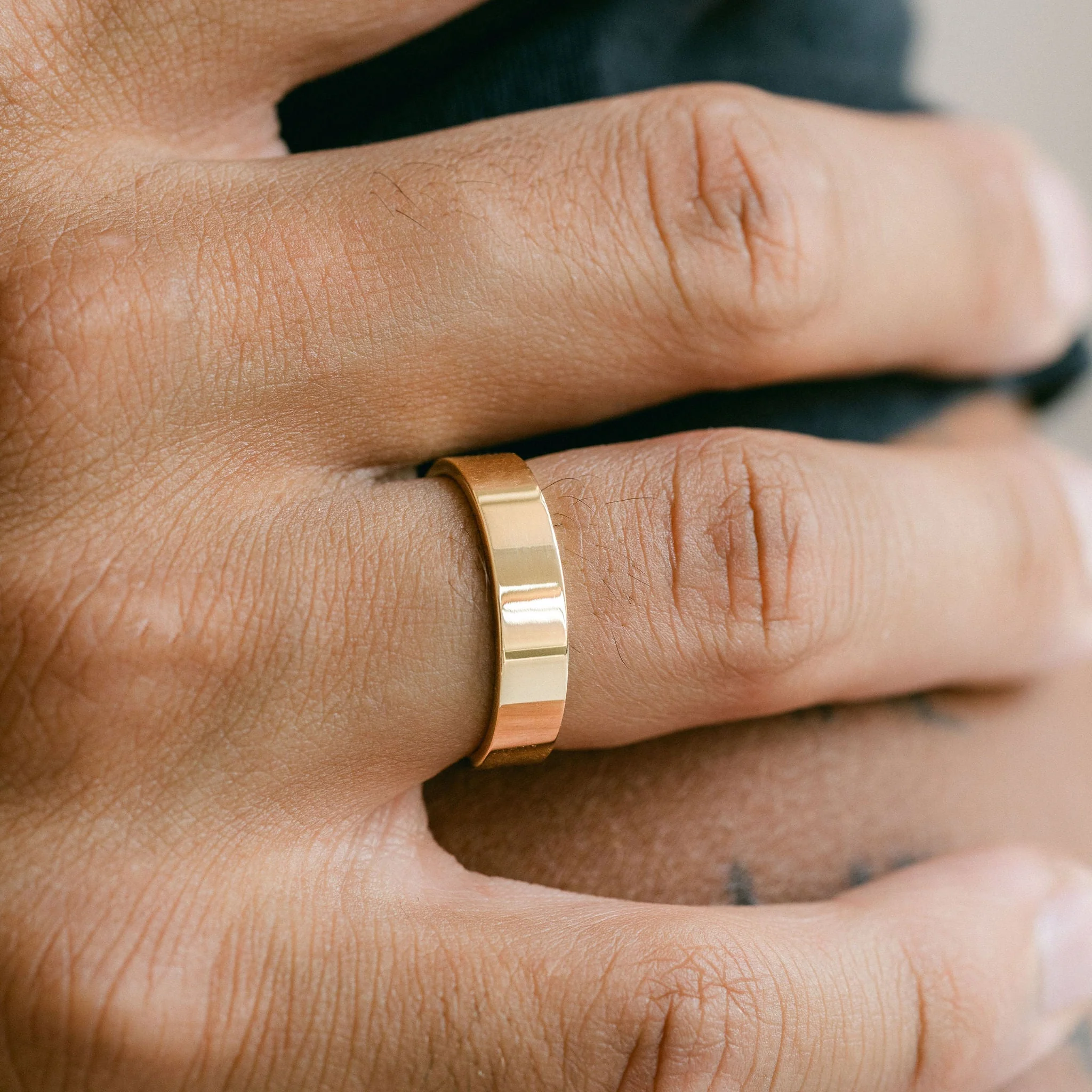 Flat Polished Mens Band - Image 7