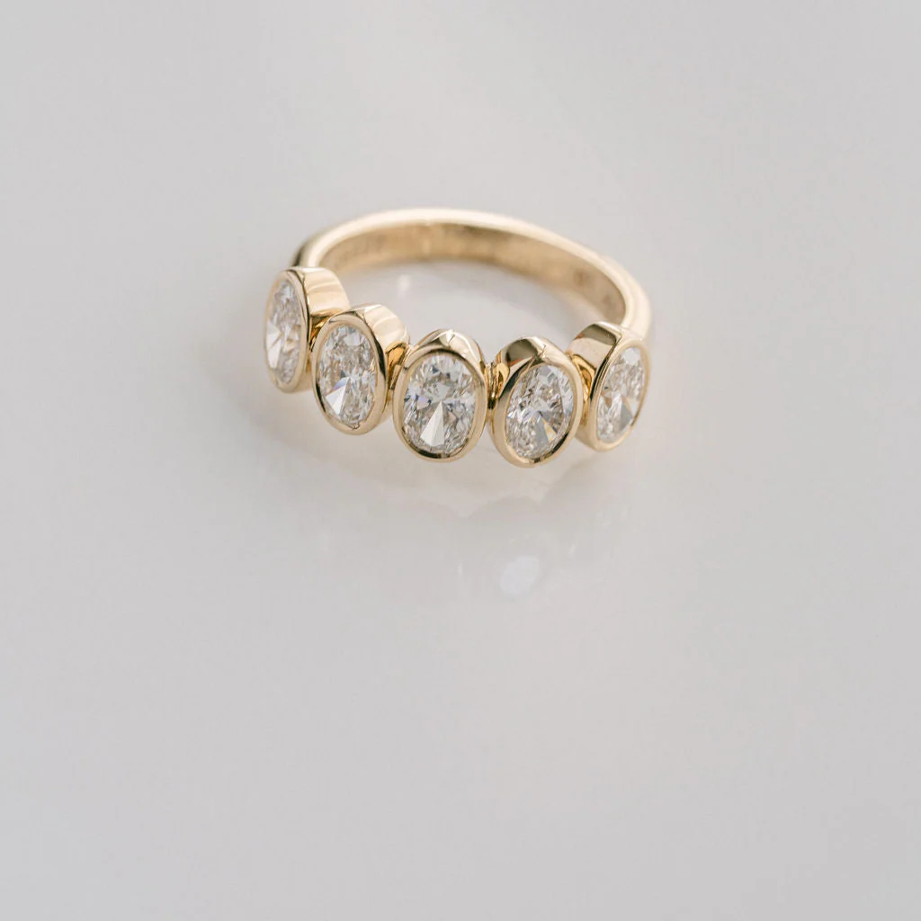 Oval Diamond Bezel Band - Image 3
