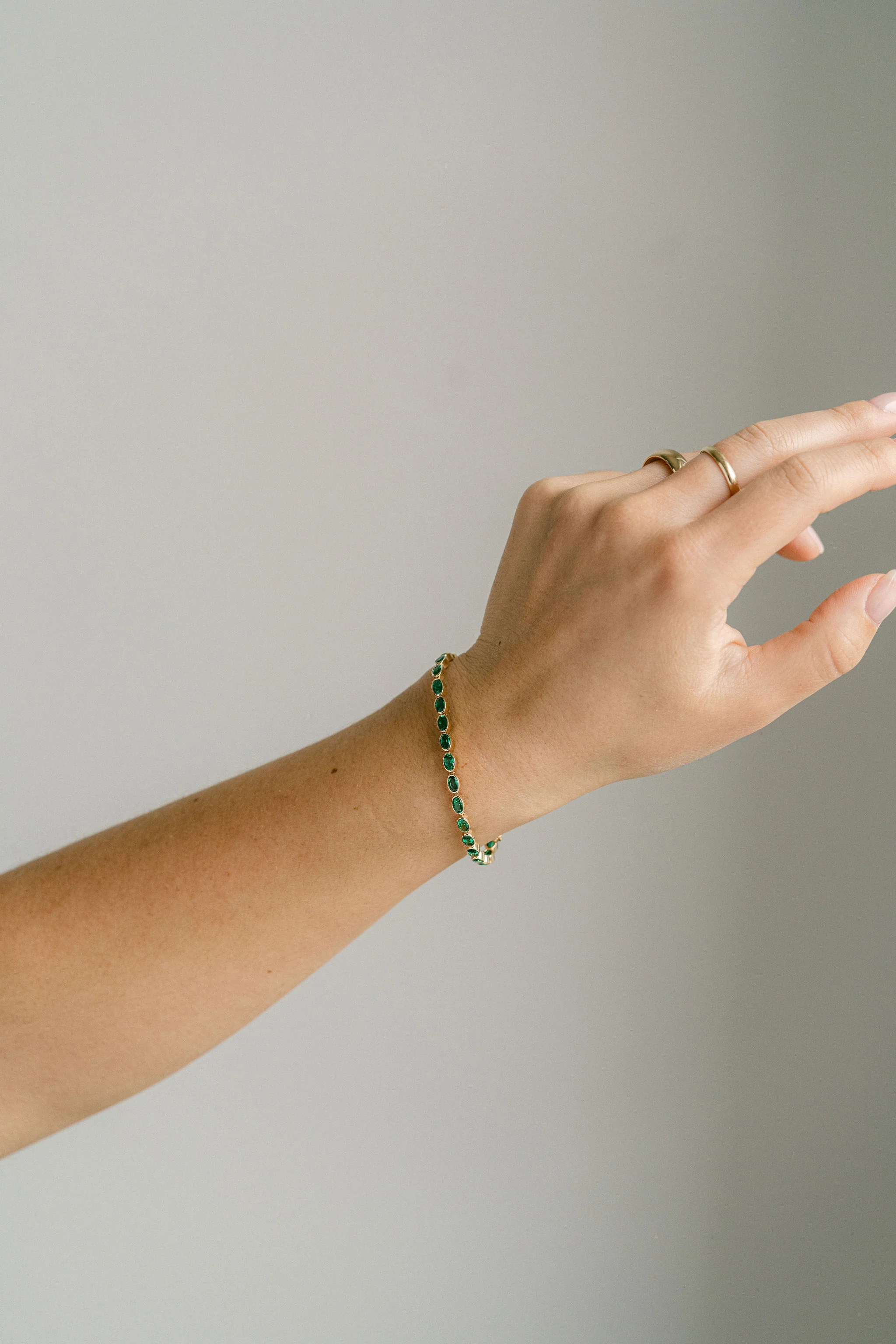 Oval Emerald Bezel Tennis Bracelet - Image 5