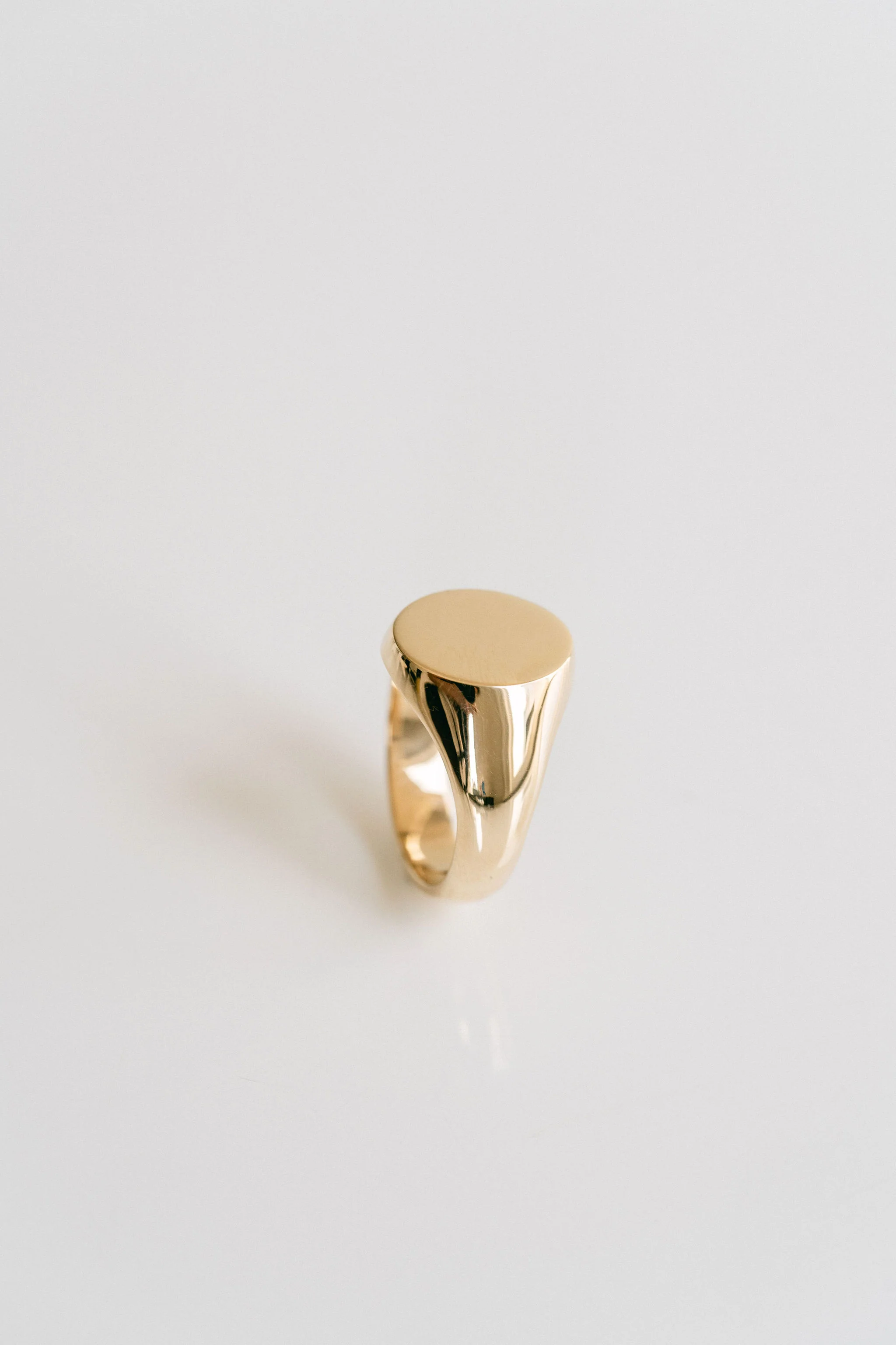 Oval Mens Signet Ring - Image 5