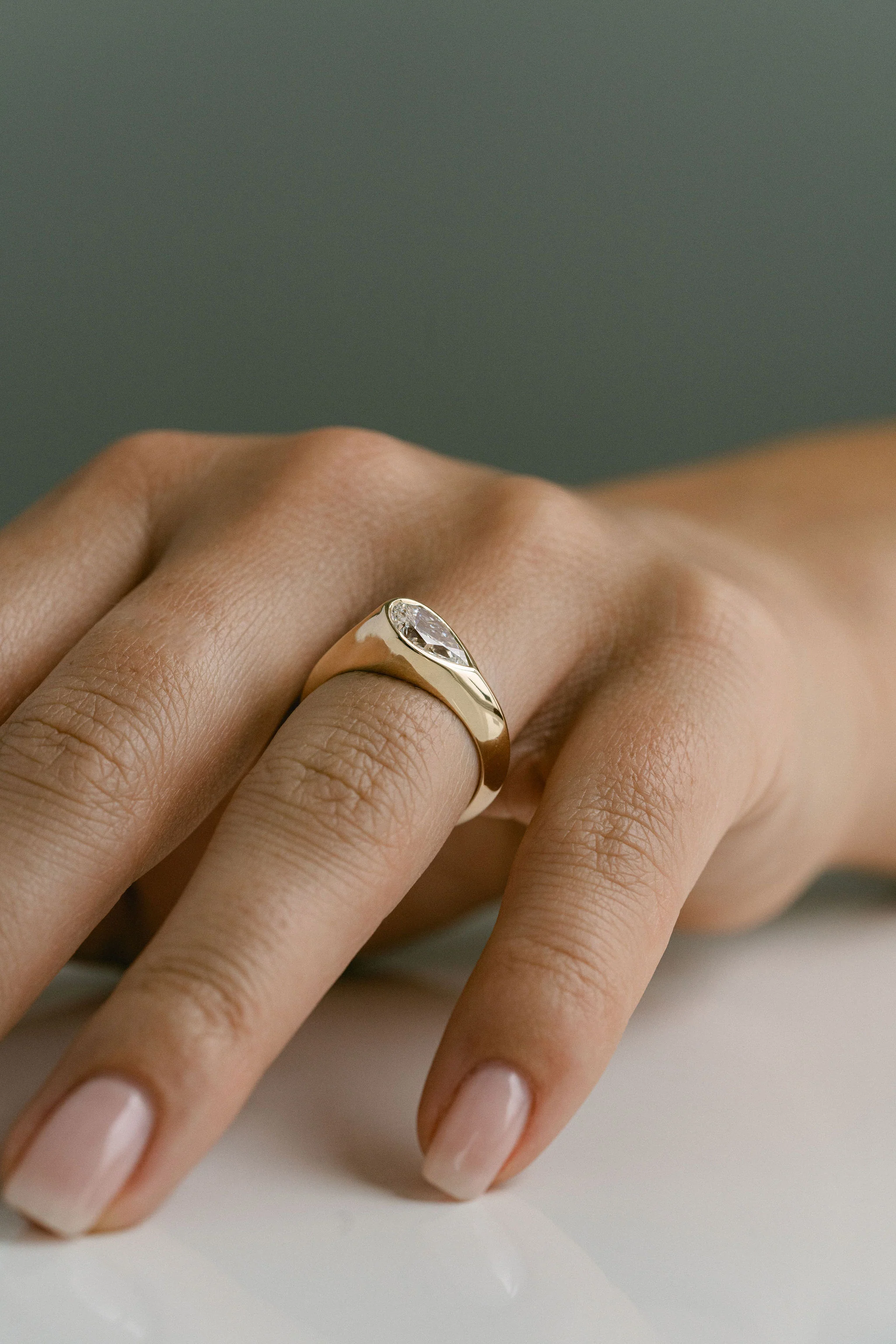 Pear Shape Offset Knife-Edge Signet Ring - Image 5