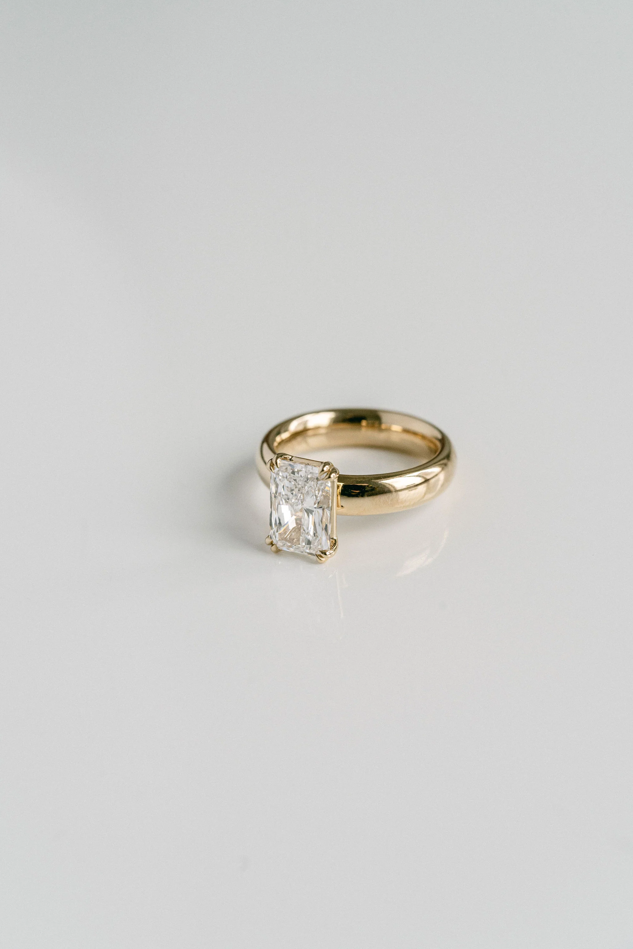 Radiant Cut Diamond Promenade Ring - Image 3