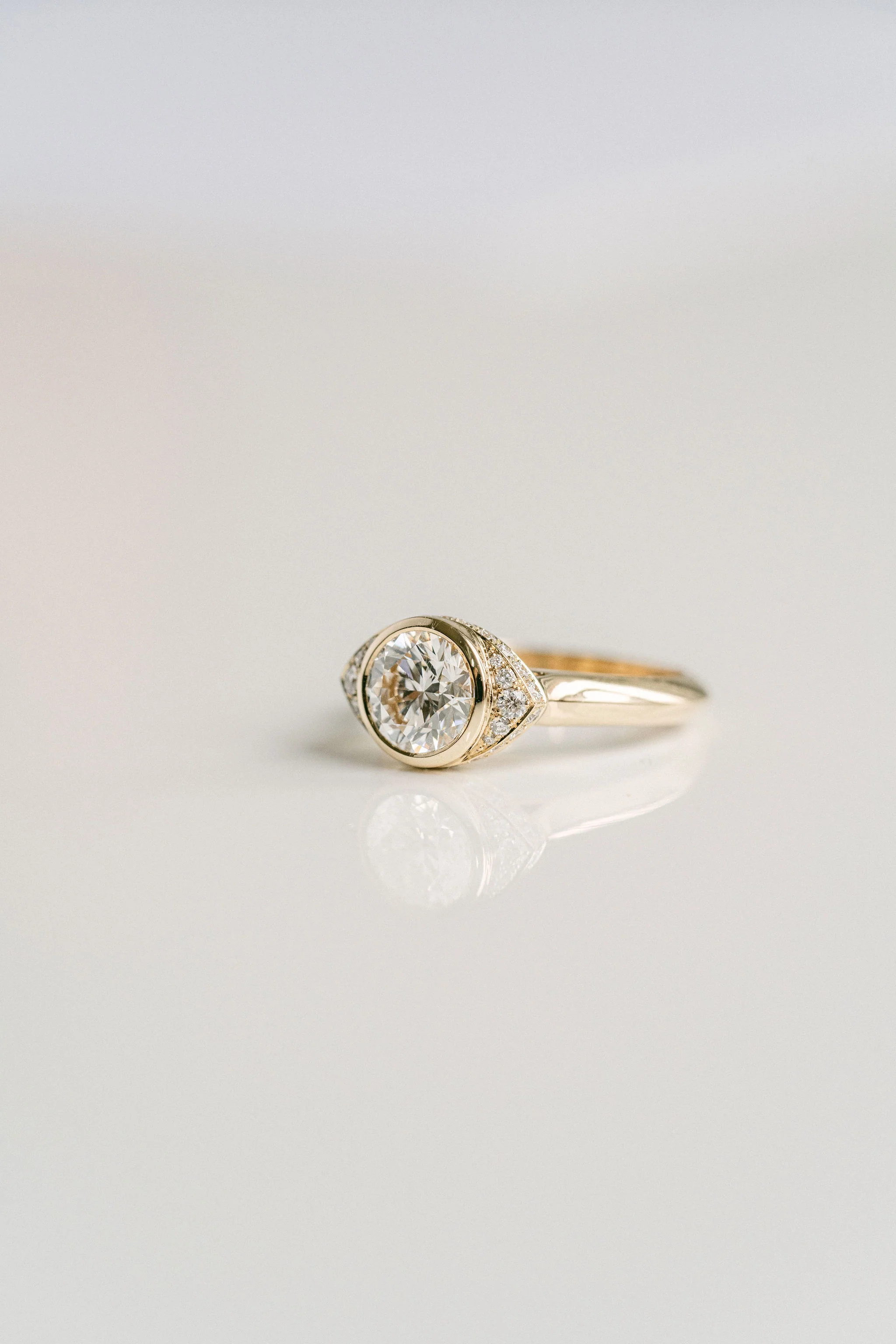 Round Brilliant Diamond With Diamond Eye Halo - Image 5