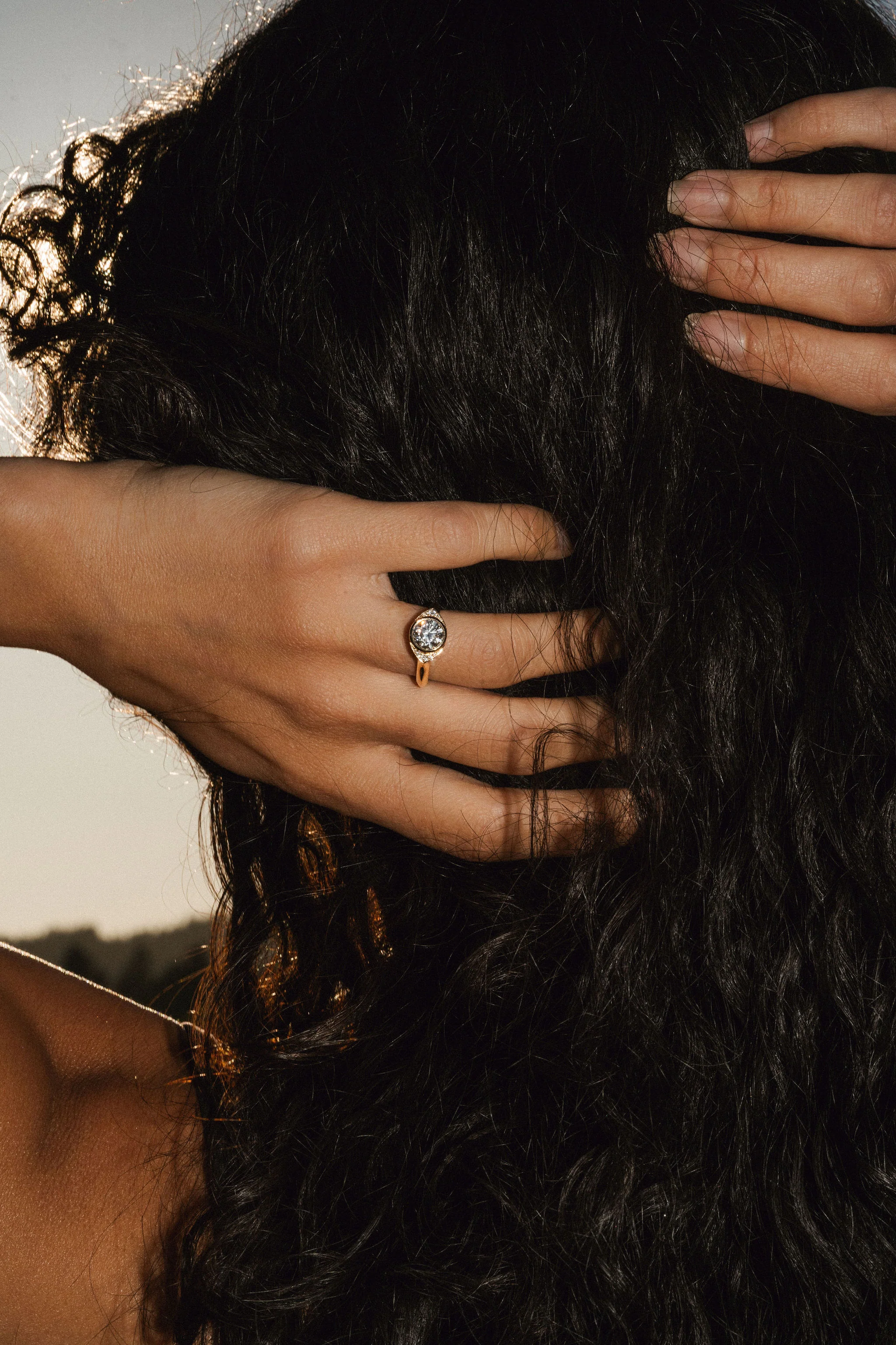 Round Brilliant Diamond With Diamond Eye Halo - Image 6