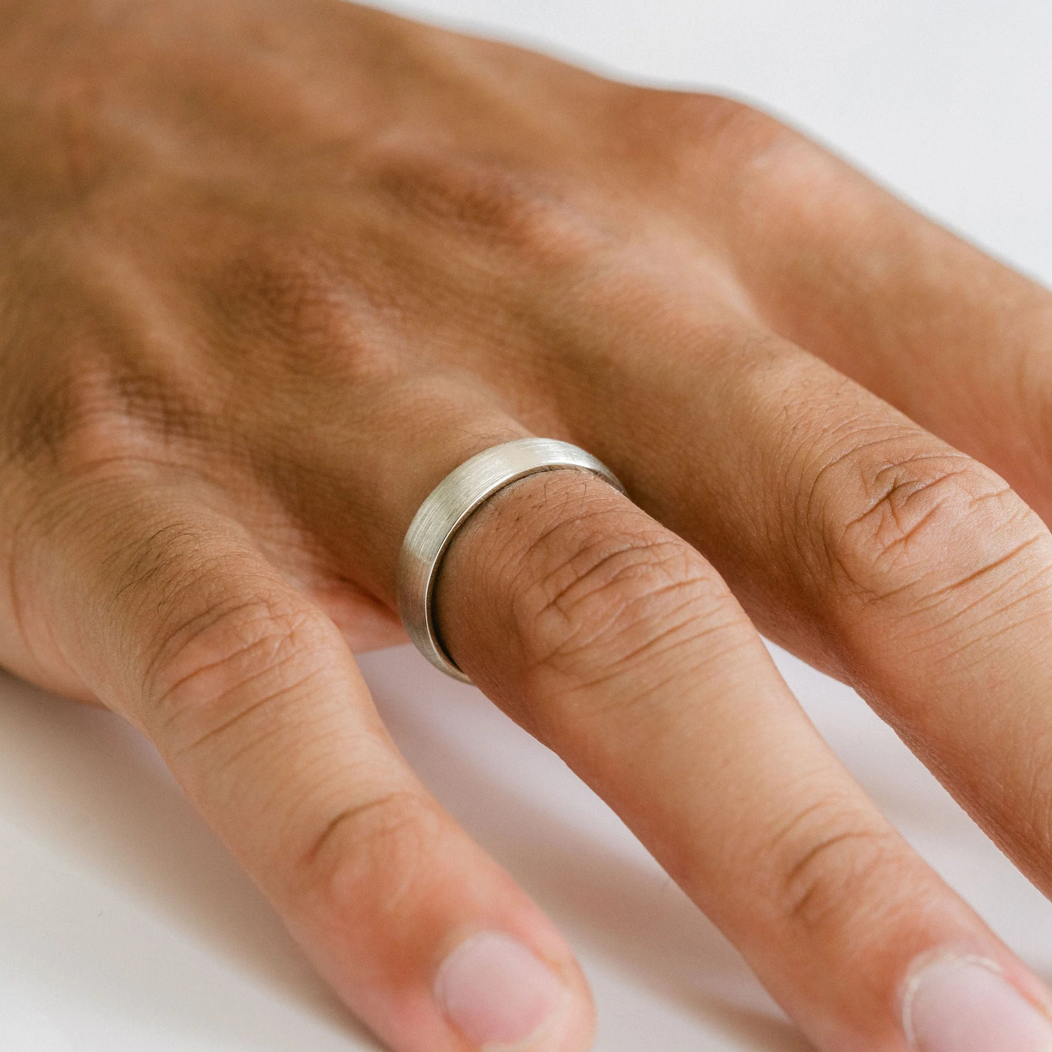 Round Brushed Mens Band - Image 4