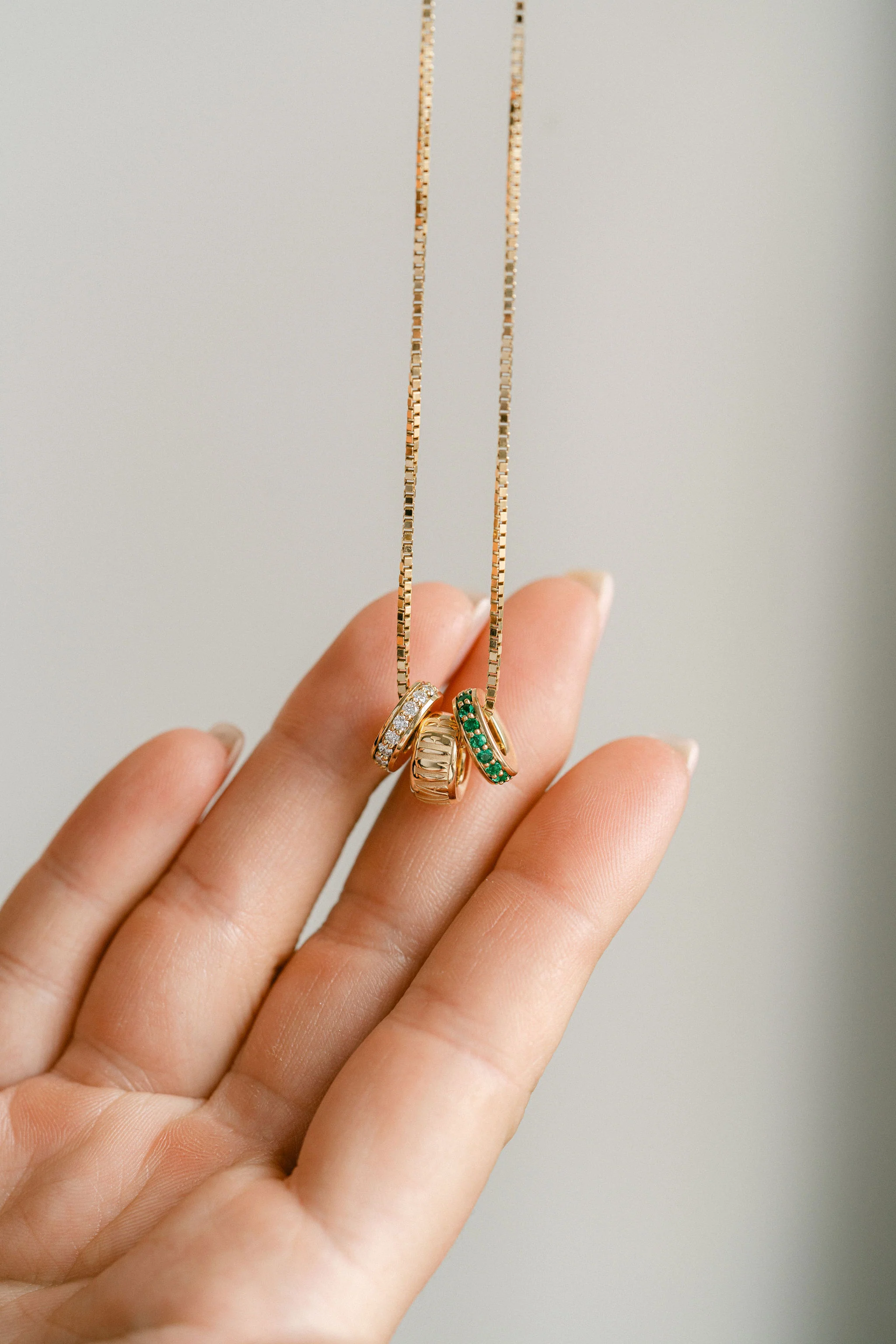 Round Emerald Oval Torus Pendant - Image 5