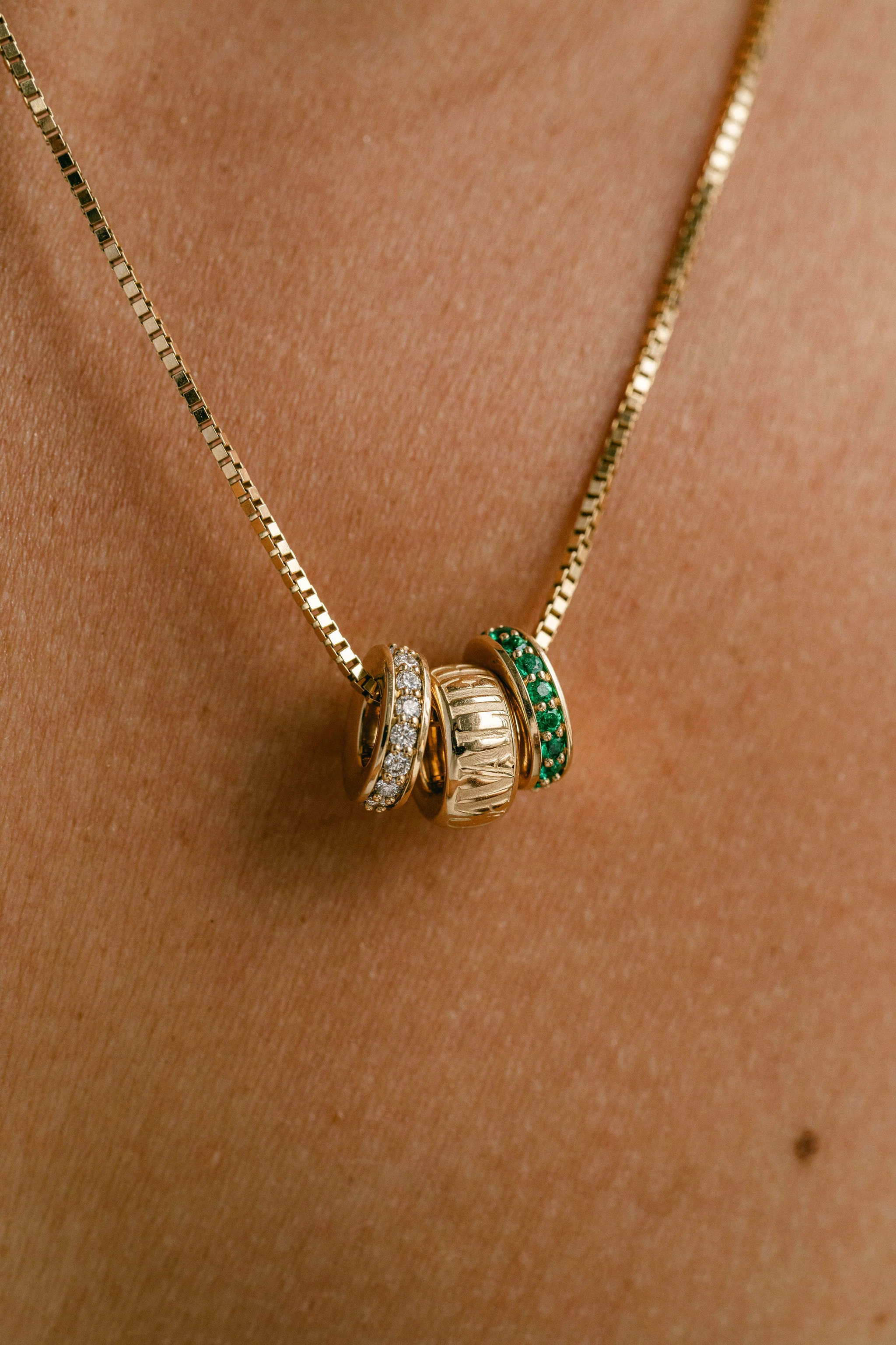 Round Emerald Oval Torus Pendant - Image 6