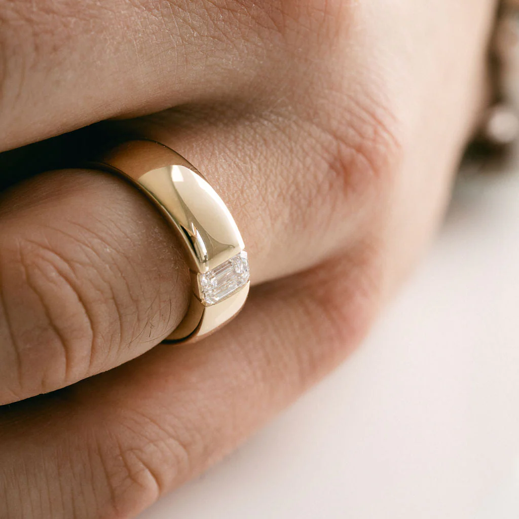 Round Polished Mens Tandem Band With Emerald Cut Diamond - 7mm - Image 5