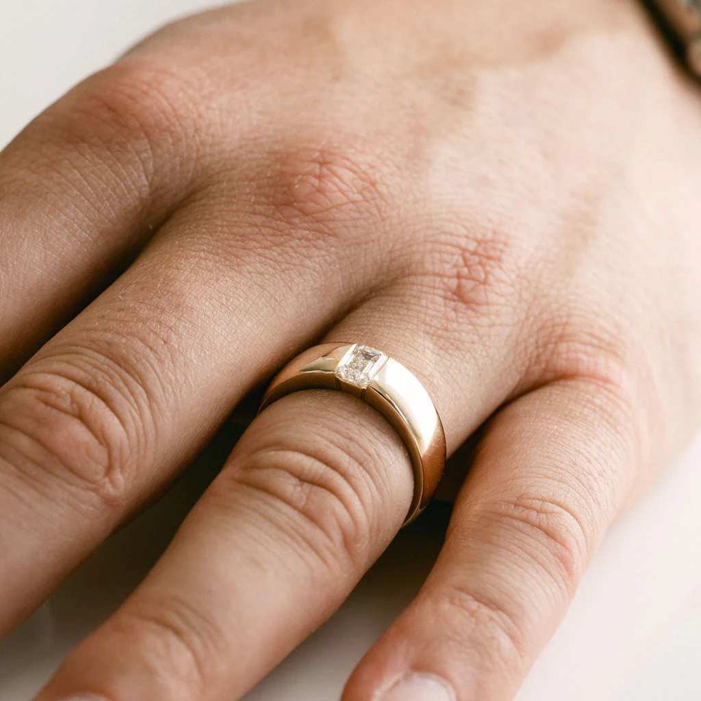 Round Polished Mens Tandem Band With Emerald Cut Diamond - 7mm - Image 7